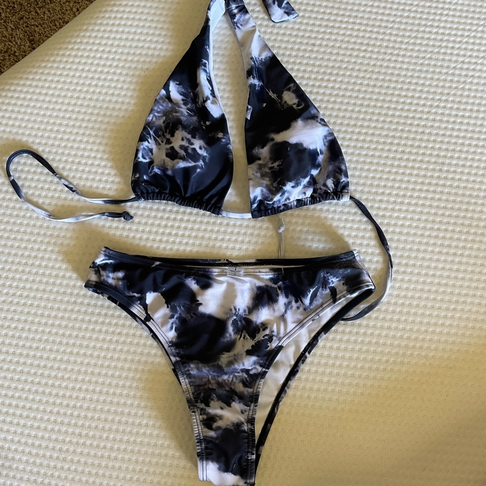 Sunny Co Swimmie